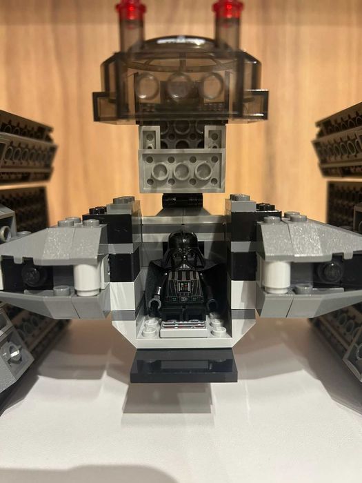 LEGO Star Wars 8017 Darth Vader's TIE Fighter (2009)