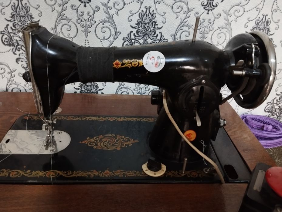 Швейная машина "Подольск 2М"