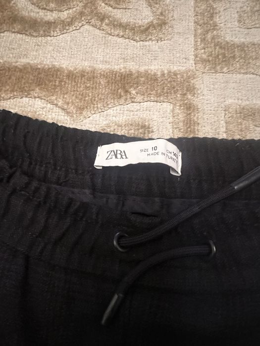 Брюки на мальчика Zara 8-9 лет