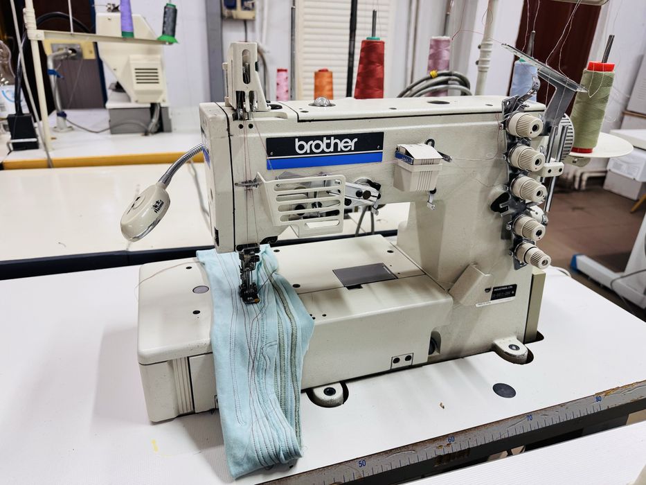 Masina de cusut Uberdcek Brother Made in Japan