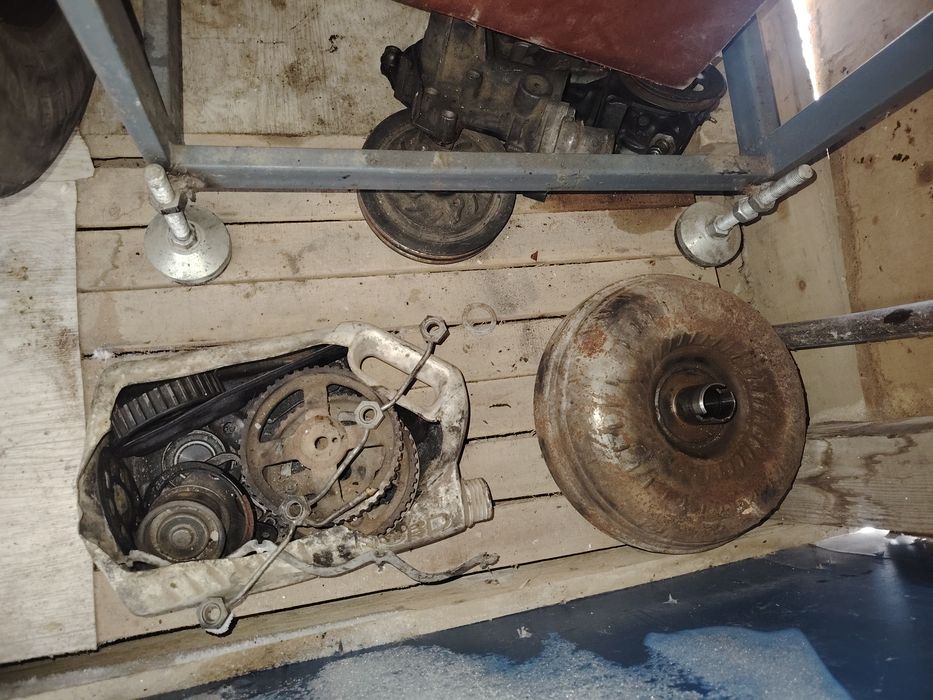 Продам запчасти на авто