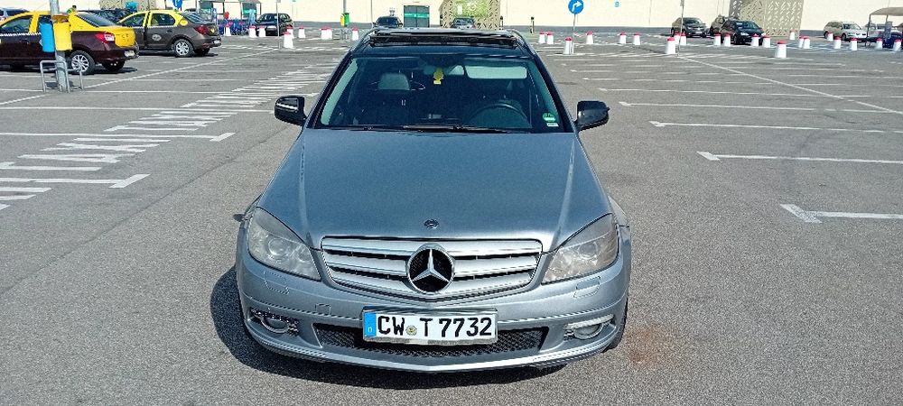 Mercedes C 3.0Diesel automat/ adus recent din Germania/ Panoramic