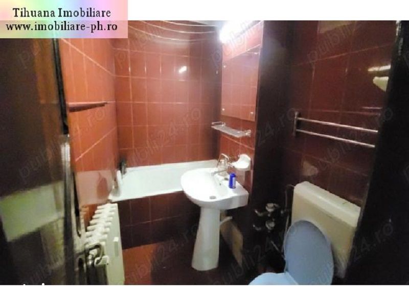 Apartament 3 camere de vanzare: Republicii(Prestij-8 Martie),etajul 2