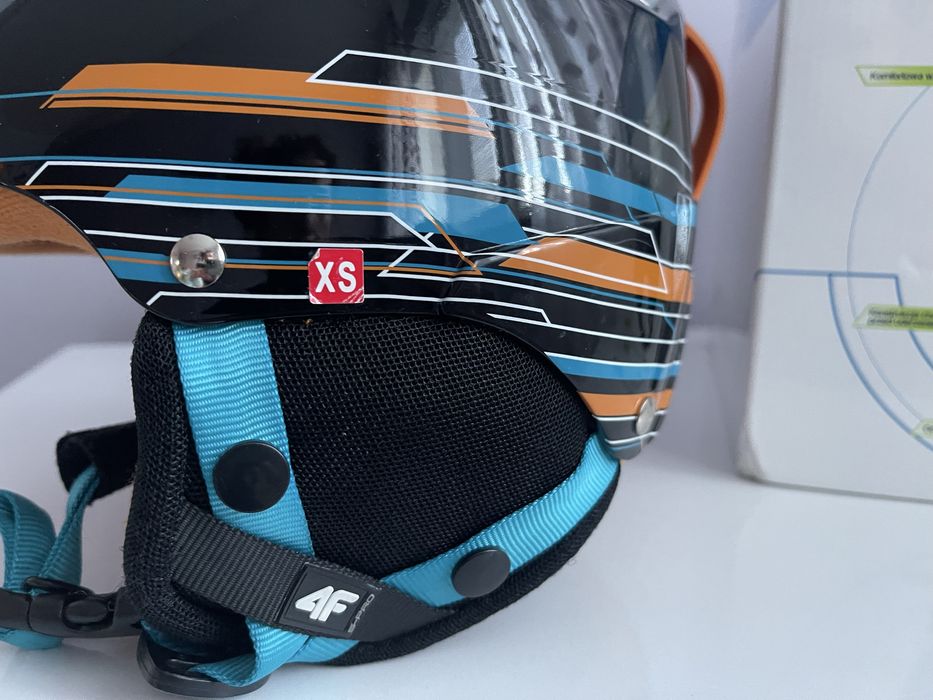 4F Детска Скиорска каска