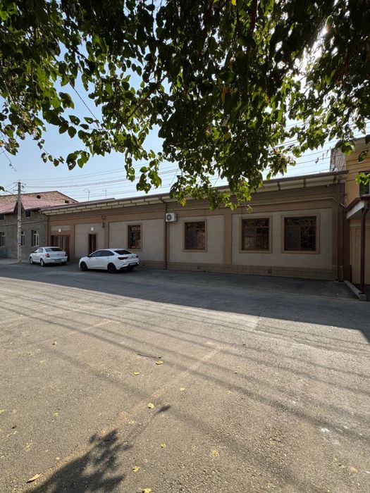 Срочна Продаётся Под Офис Участок Яшнабадский район Розат круг 8 соток