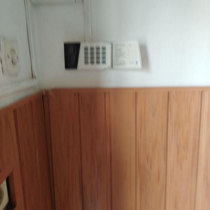Alarma apartament magazin cu senzori de miscare sí efractie intrare