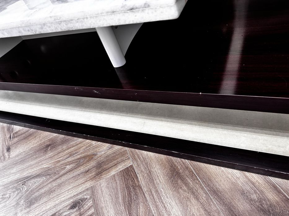 Vand Mobila de Living / Sufragerie Blat Marmura