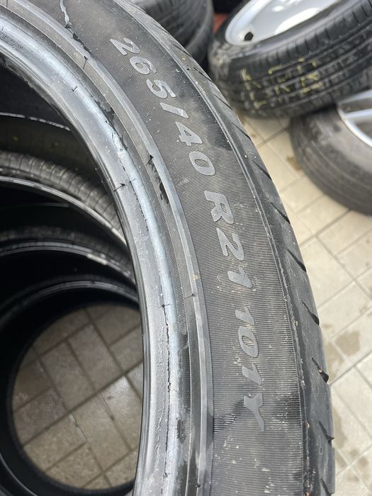 Anvelope vara 2 latimi 265/40/21 fata cu 295/35/21 spate