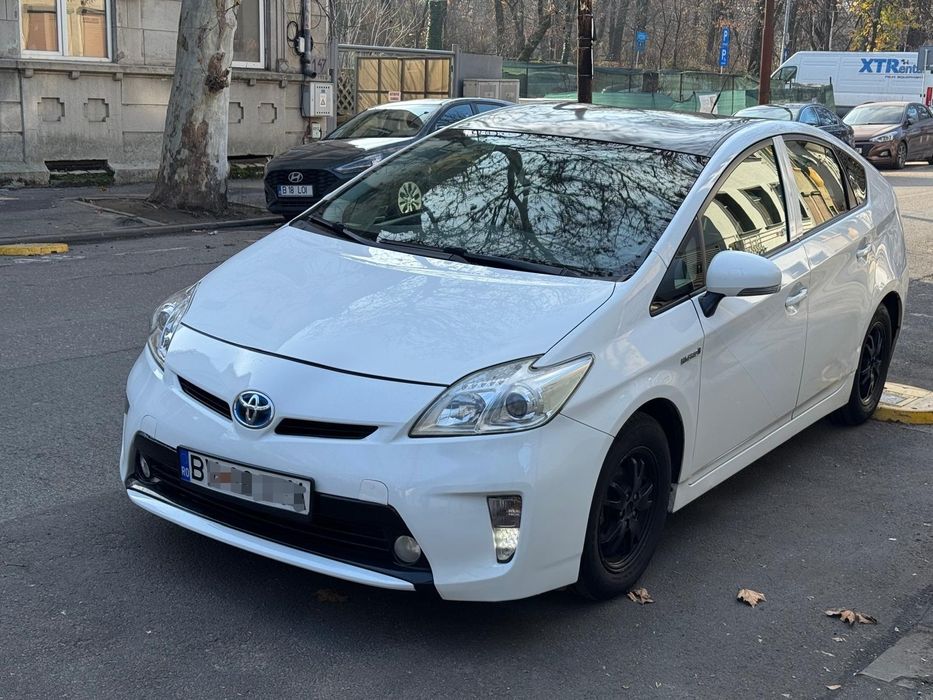 Toyota Prius 3 FaceLift 2012 cu GPL