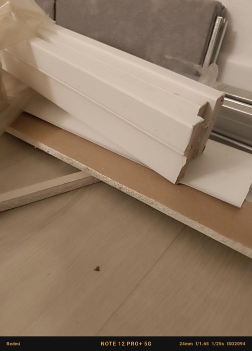 Продам дверную коробку