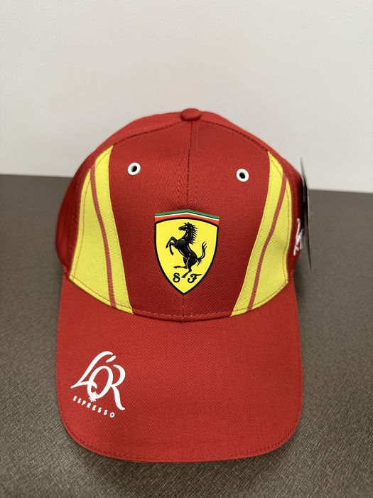 Оригинална шапка Ferrari Hypercar лимитирана подходяща за подарък