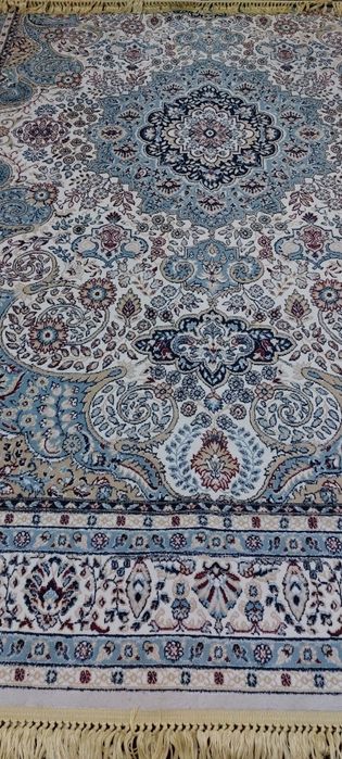 Ковёр б/у размер 2,5х3,5