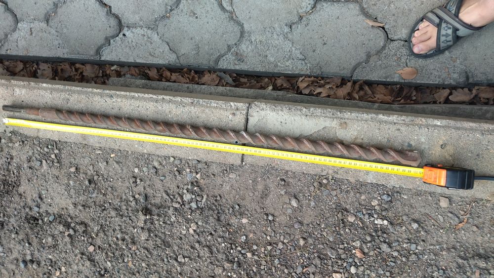 Продам бур на 30