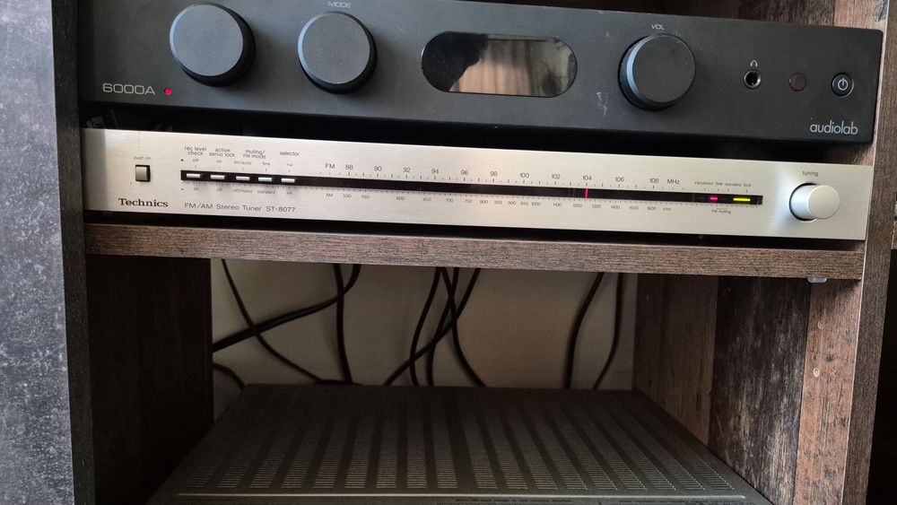 Tuner Hi-Fi Technics ST-8077 - Seria Slim, Recepie perfectă