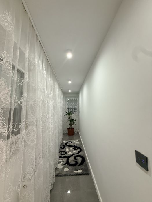 Vand casa spatioasa, teren 7800mp