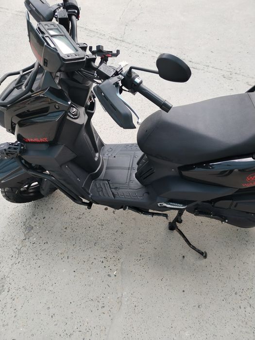 Tank skuter srochni pul kk xali yangi