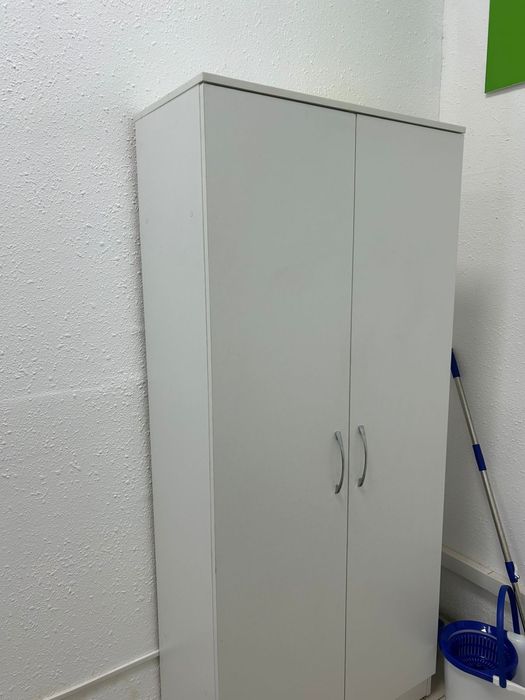 Продается офисная мебель