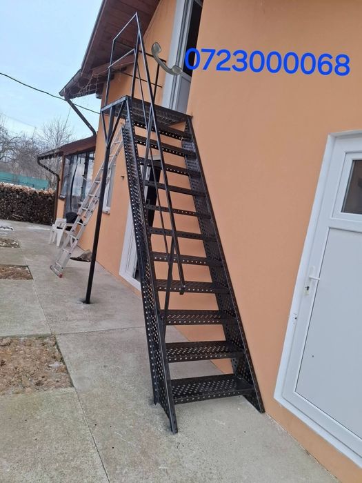 Vând scări metalice zincate, executate la comandă.
Ne deplasăm oriunde în țară.
Asigurăm transport și montaj gratuit.
Pentru măsurători, calcule și co