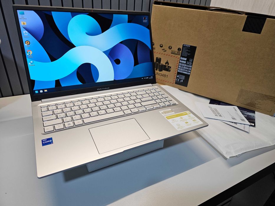 ПРОДАМ Asus VivoBook 15 Мощный Core™i7-13620H/16GB/512SSD/15.6"iPSFHD.