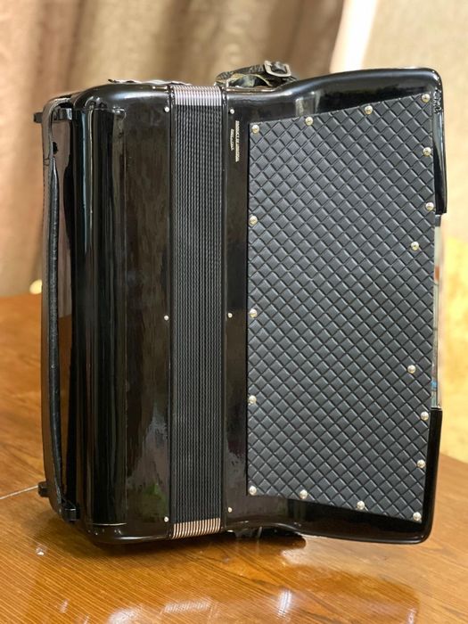 Аккордеон Universal