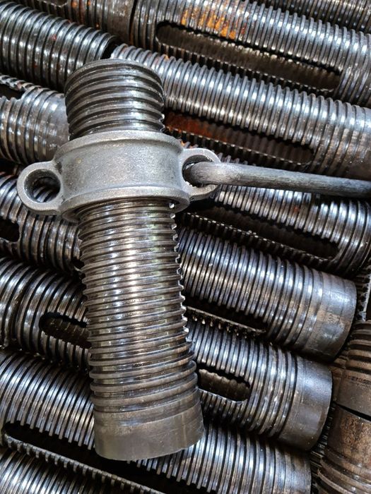 Резьба телескопическая стойка