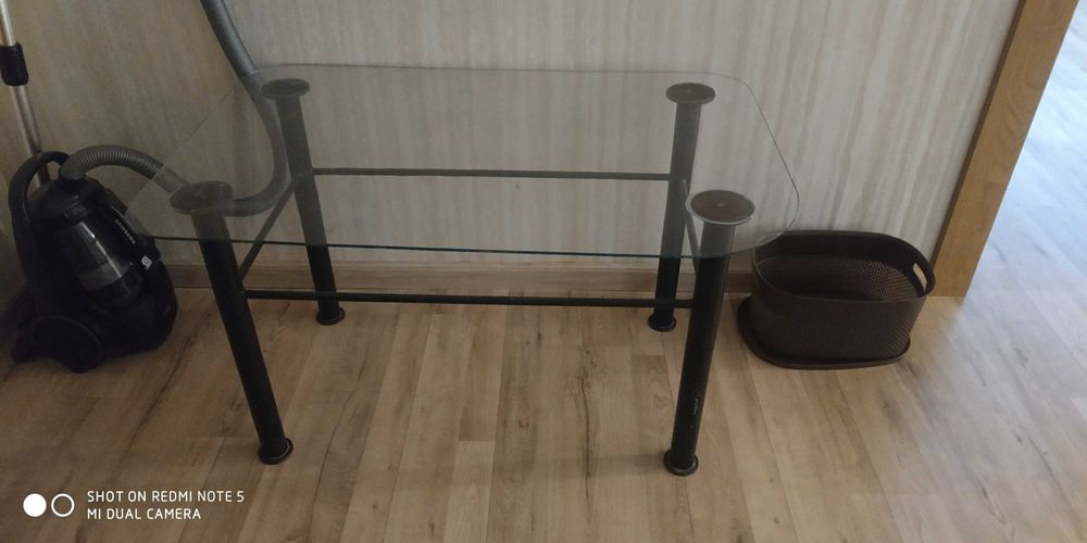 Jurnalniy stol nerjaveyka trubadan