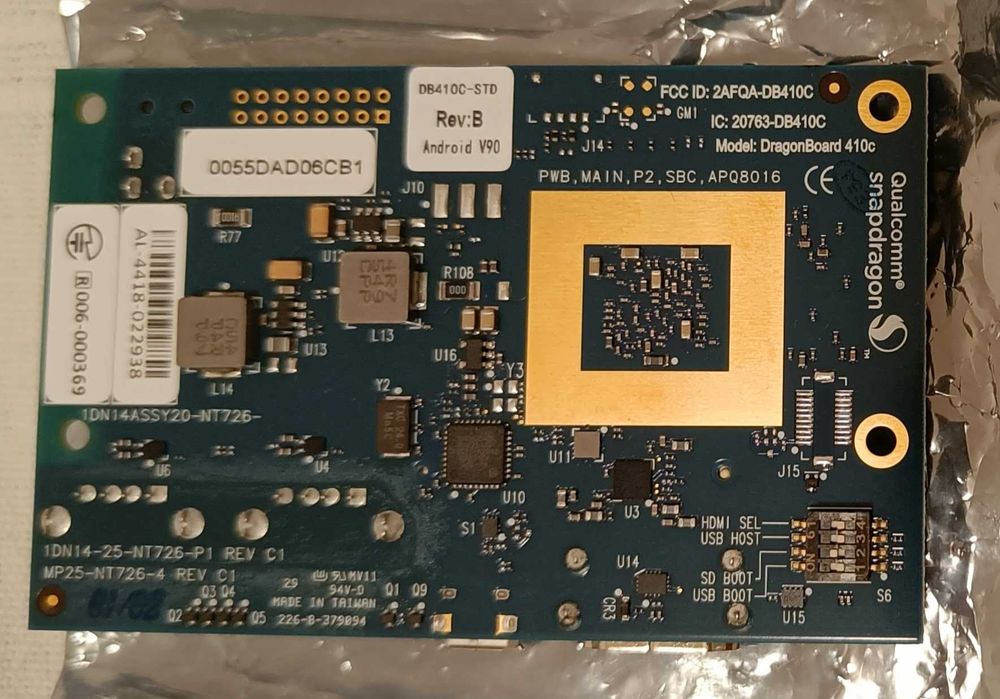2бр Qualcomm DragonBoard 410c + захранване