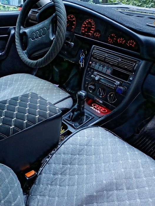 Продам Ауди с.4.