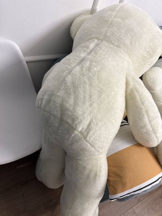 Мишка плющевая огромная