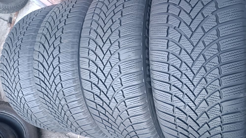 235/55/20 Bridgestone