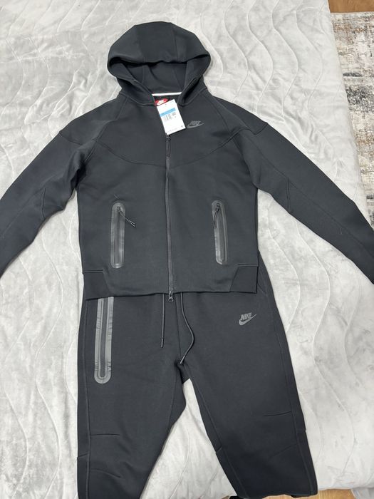 nike tech fleece