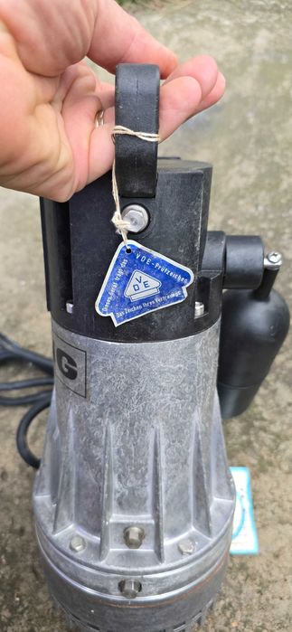 Pompa ape murdare Jung