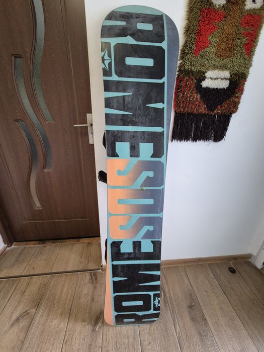 Vând snowboard ROME SDS ROCKER