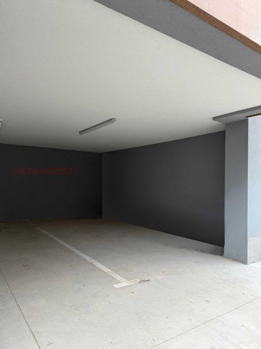 Дава се под наем Гараж / Паркомясто в София, Малинова долина - 30 кв.м за 154.53 € - Снимка #2