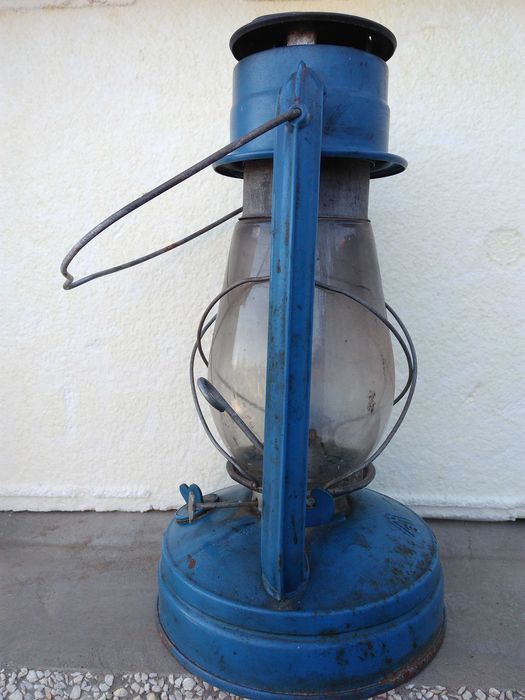 Стар газен фенер