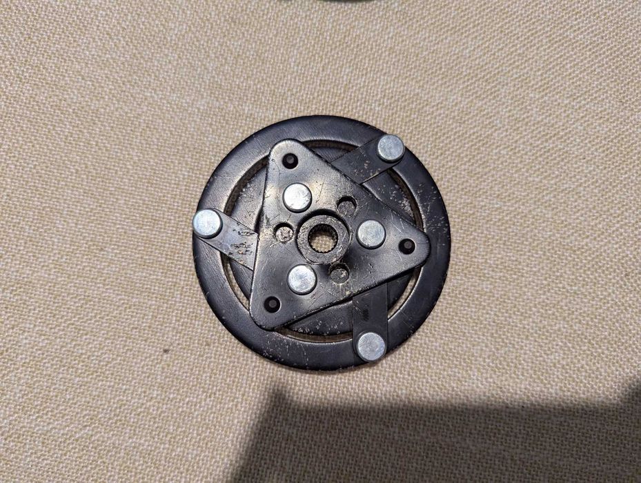 NRF380154 Fulie + Bobina Magnetica Compresor Citroen Peugeot Fiat