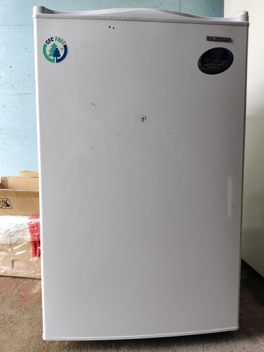 Холодильник Samsung