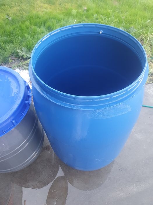 Butoi plastic diferite dimensiuni