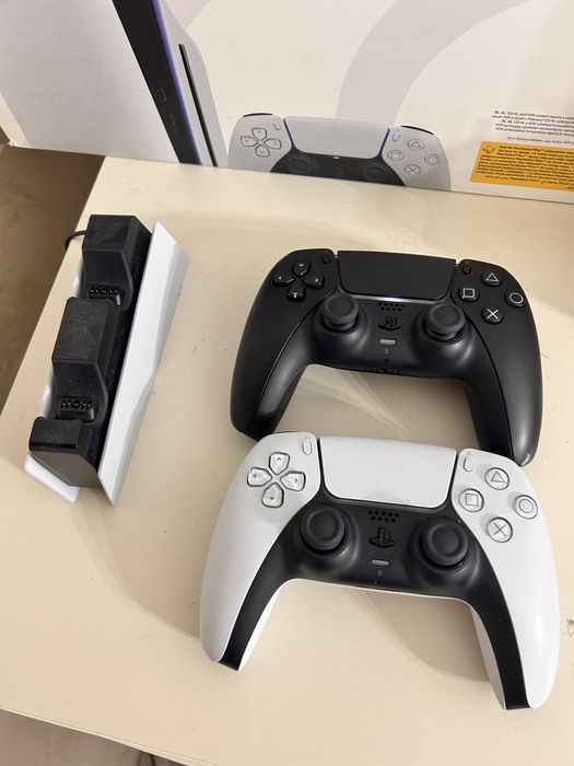 Ps5 slim nou cu accesori