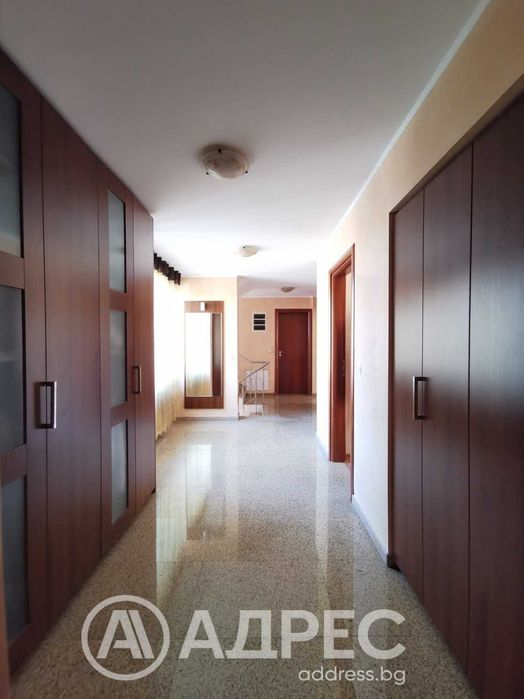 Продава се Къща в Русе, Център - 445 кв.м за 1596 €/кв.м - Снимка #13