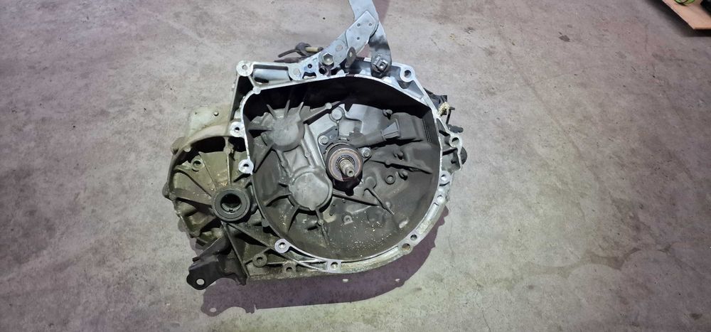 Cutie Viteze Peugeot 208 Citroen C4 DS3 1.6HDI Euro6 6+1Vit cod 20EA57
