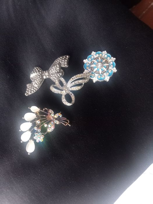 Продам броши  ( советские ) винтаж