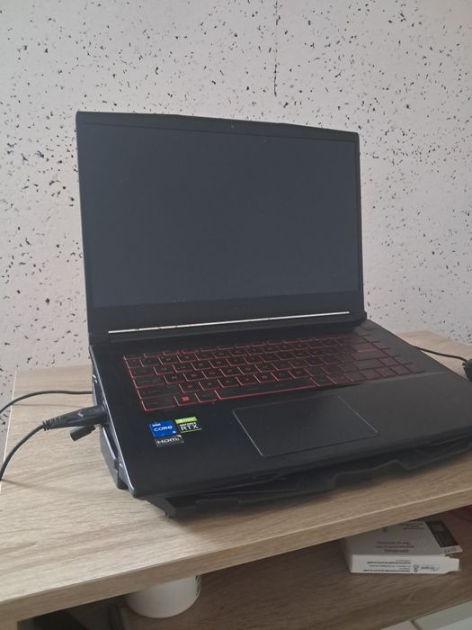 Vand laptop gaming MSI (nu schimb cu nimic doar vand)