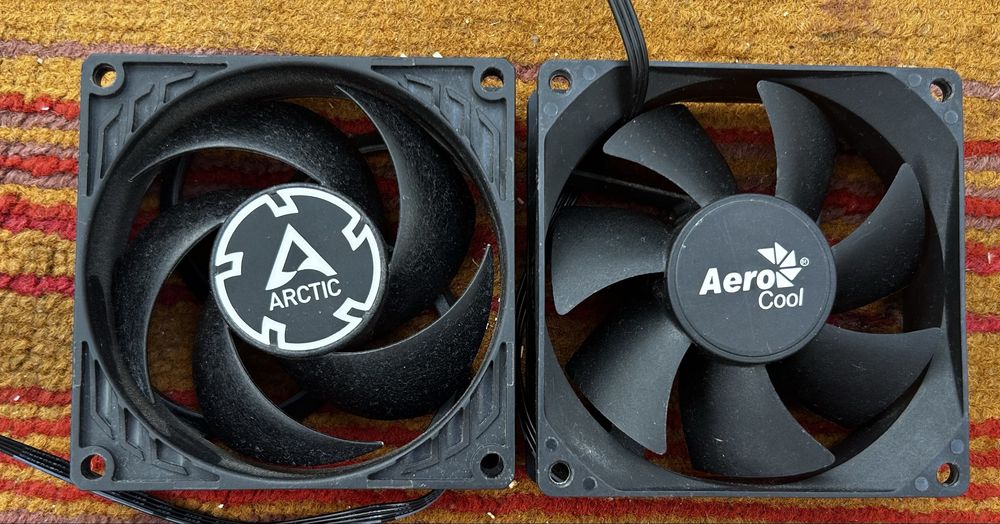 Продаю Корпус + БП  550W+ Вентилятры