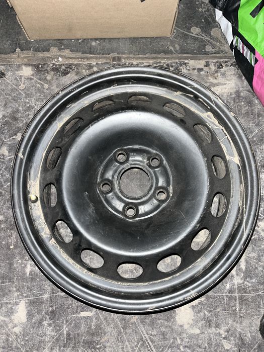 Toyota Штампованый диск R16 разболтовка 5х114.3 на запаску