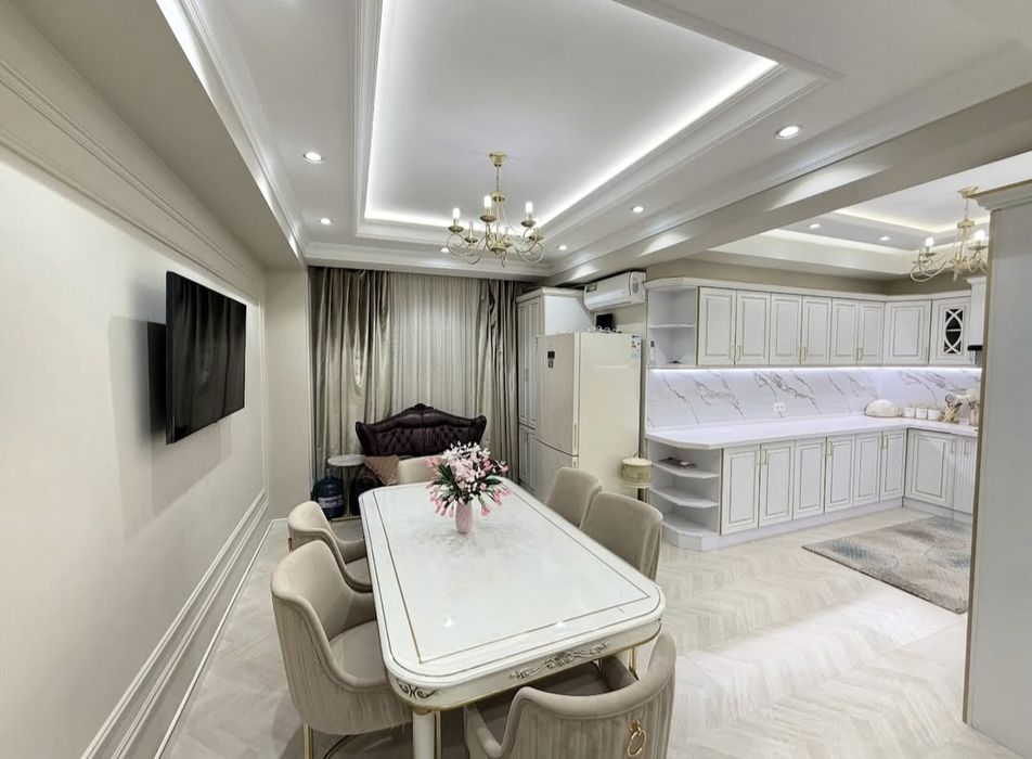 Ibn Sino Stroy mart yonida Dubleks 6 xona + 2 xoll 106 + 106 kv 1 etaj