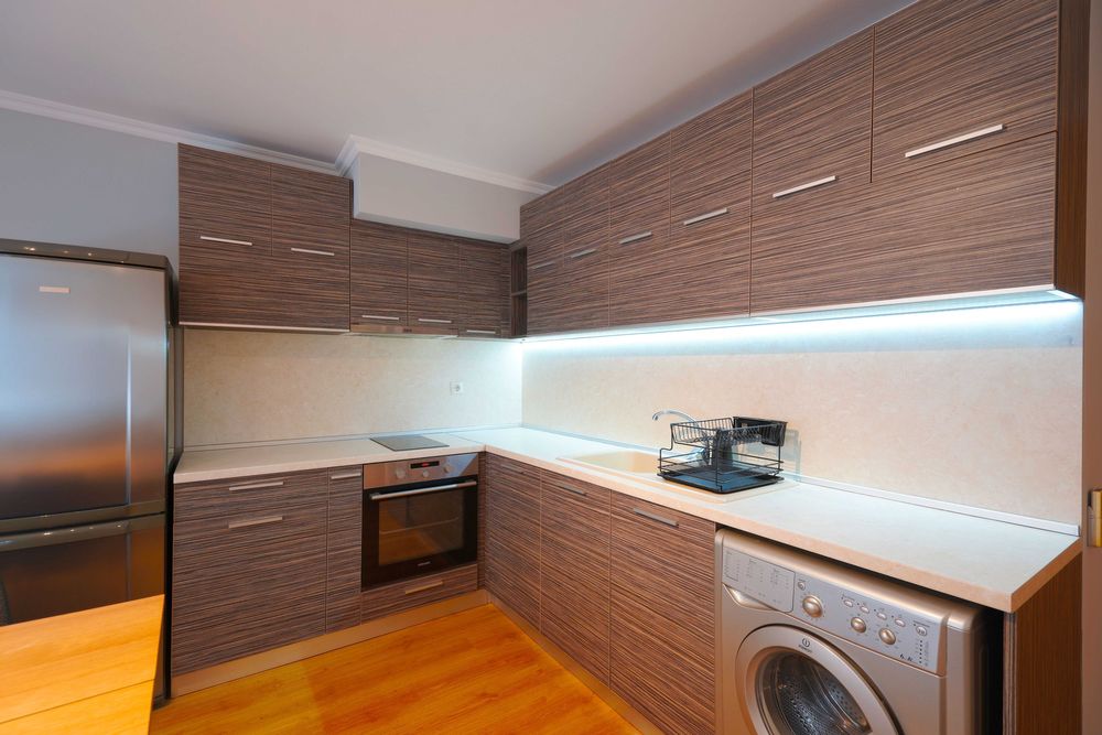 Tристаен обзаведен апартамент. Ремонт. Спортна зала, Чаталджа, ВИНС