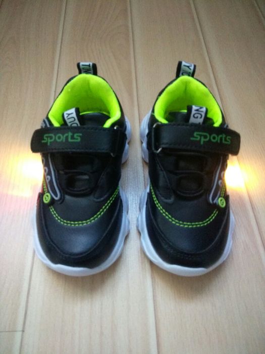 Светещи маратонки 24 н