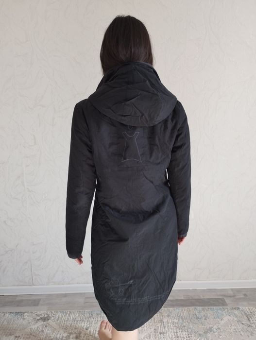 Продам куртку осень весна