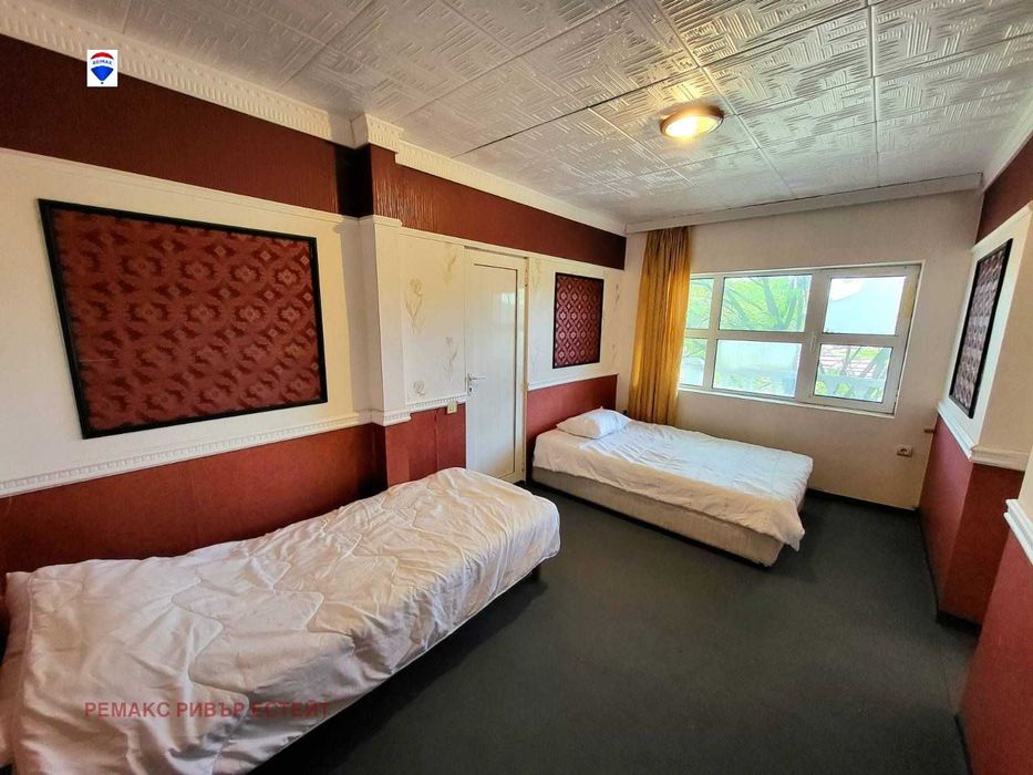 Продава се Къща в с. Иваново, Област Русе - 1200 кв.м за 153 €/кв.м - Снимка #12